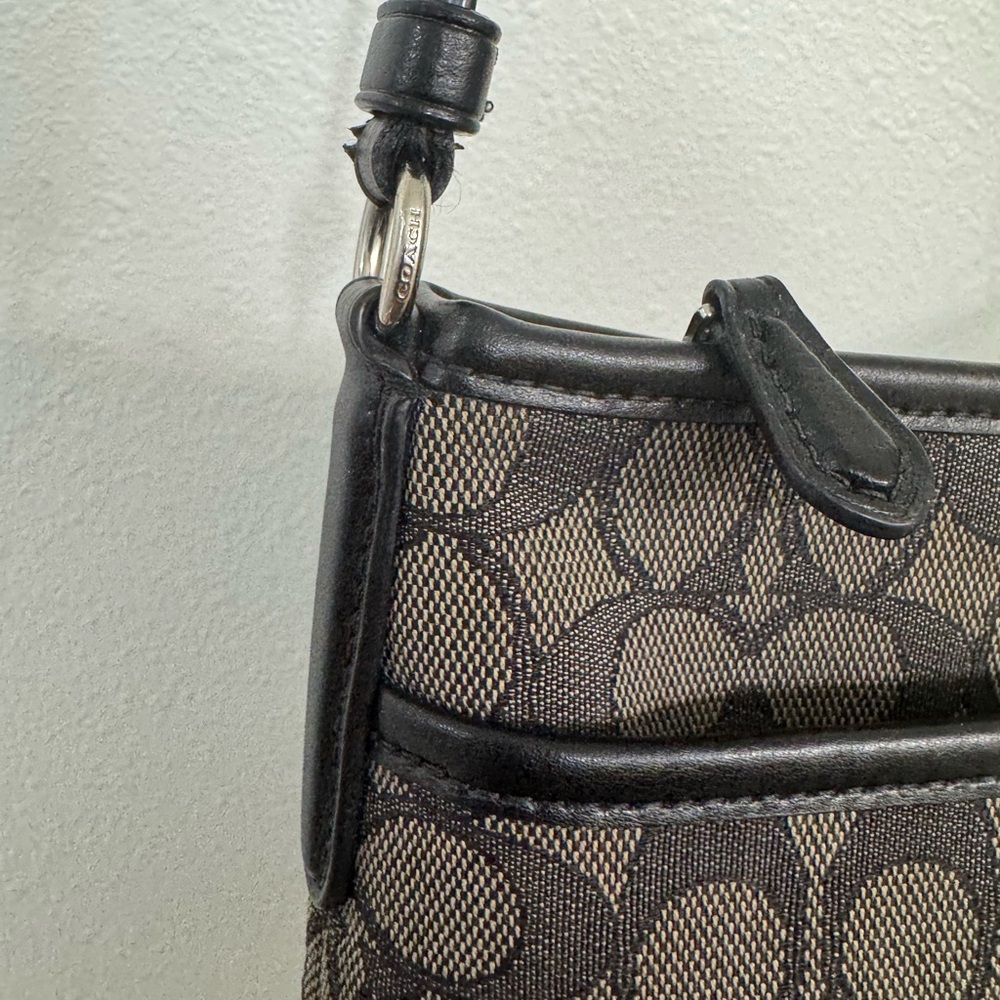 Coach Black and Gray Signature fair Messenger Bag - Picture 10 of 13